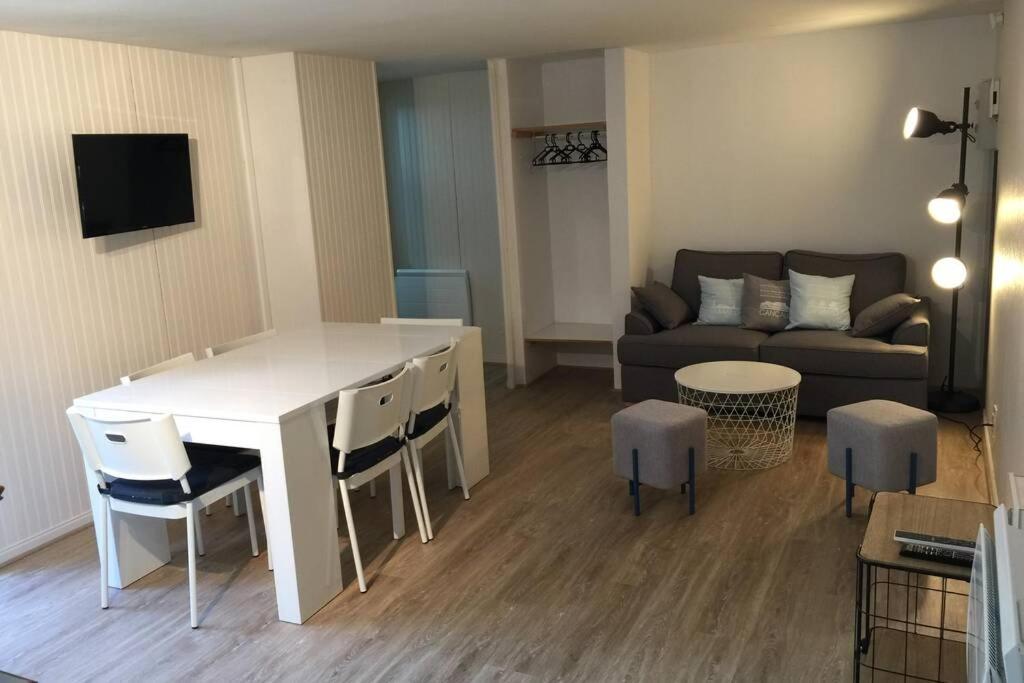 Ideal - Plage, Jardin & Jacuzzi, Proche Plage Et Thalasso - 1 A 6 Personnes Saint-Malo Zewnętrze zdjęcie