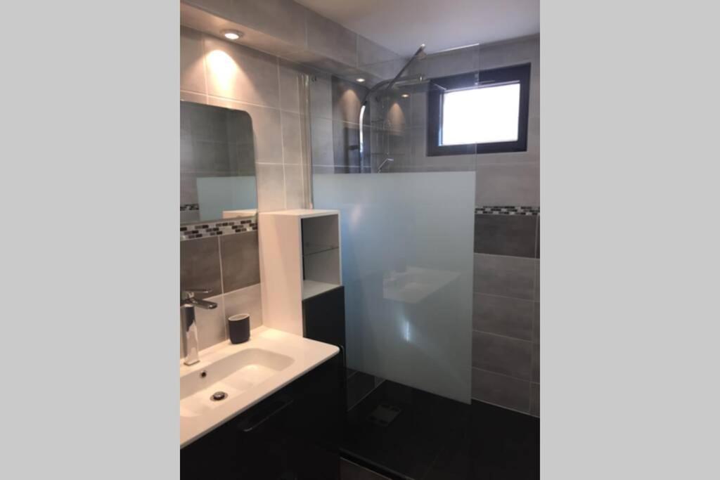 Ideal - Plage, Jardin & Jacuzzi, Proche Plage Et Thalasso - 1 A 6 Personnes Saint-Malo Zewnętrze zdjęcie